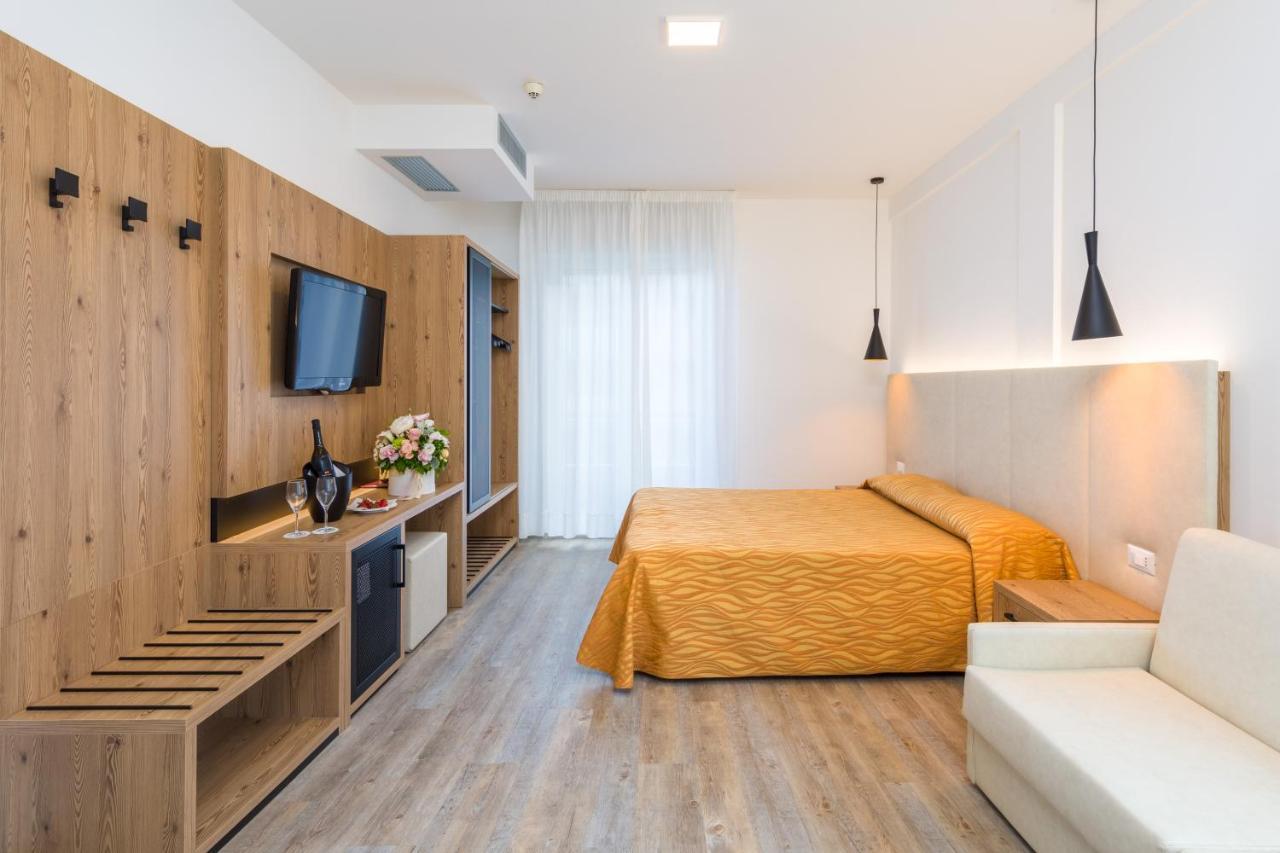 Hotel Nettuno كاوْرلي المظهر الخارجي الصورة