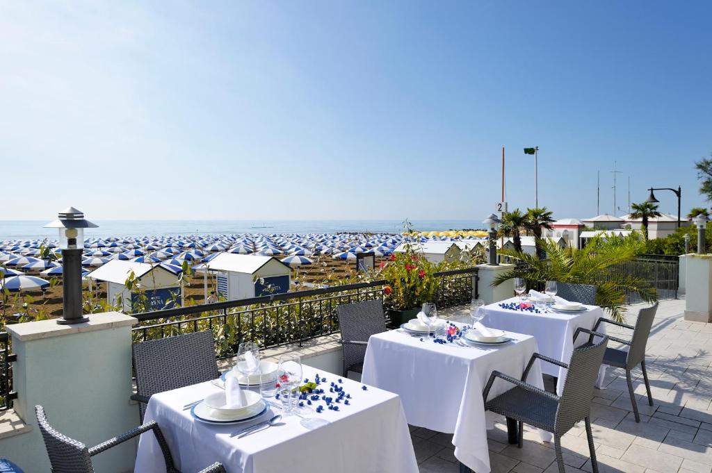 Hotel Nettuno كاوْرلي المظهر الخارجي الصورة