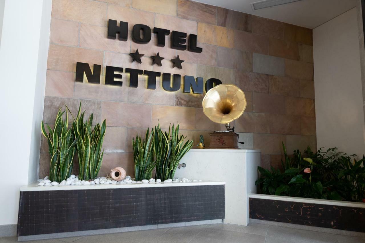 Hotel Nettuno كاوْرلي المظهر الخارجي الصورة