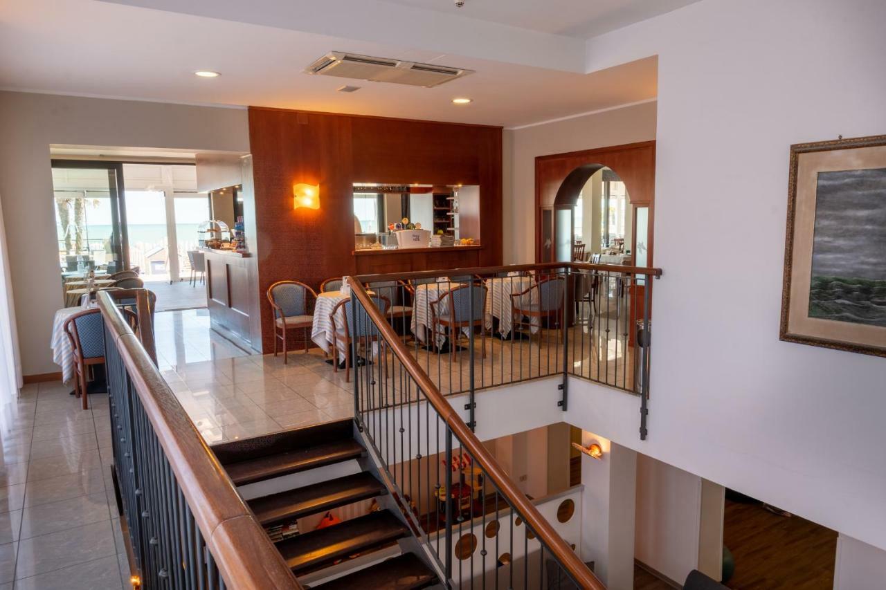 Hotel Nettuno كاوْرلي المظهر الخارجي الصورة